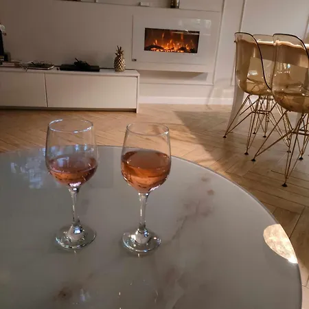 Amber -marina - Basen, Jacuzzi I Sauny 아파트 Dziwnów