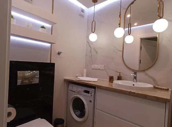 Amber -marina - Wellness & *